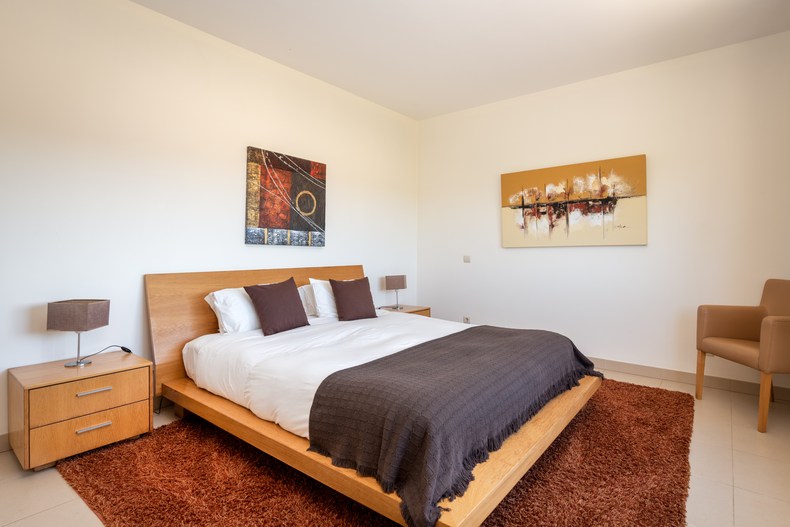 villa-for-sale-in-São-Gonçalo-de-Lagos-bedroom-3